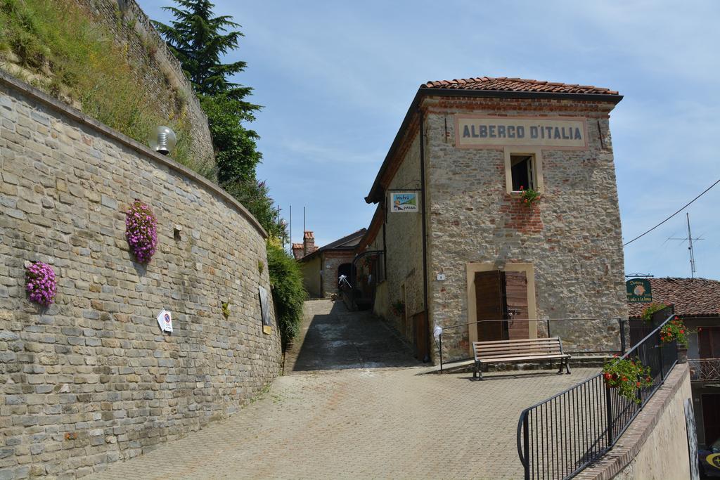 Dimora Storico Romantica Il Sole E La Luna Cerretto Langhe Buitenkant foto